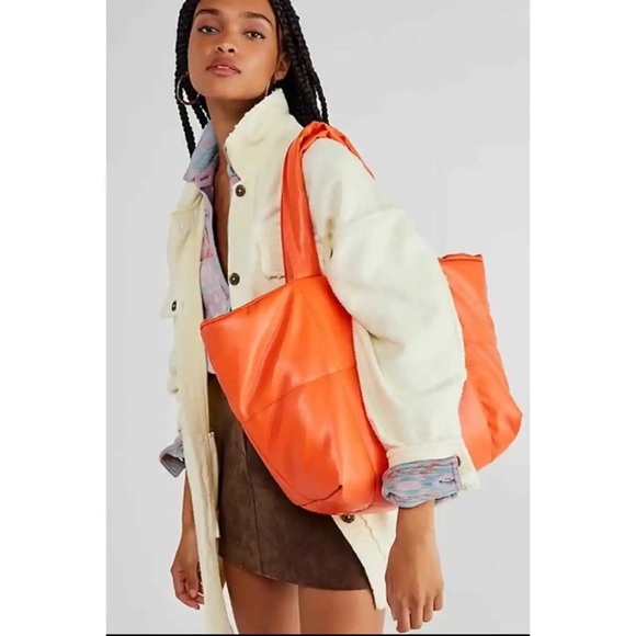 Free People Cloud Commuter Tote Bag in Rust - Sold Out! - Picture 1 of 6